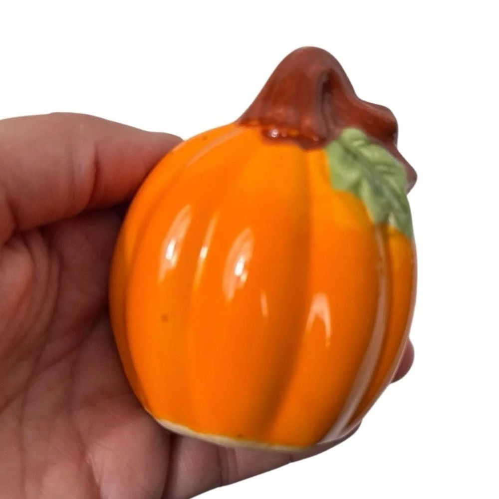 Orange Pumpkin Salt & Pepper Shakers Set Halloween Thanksgiving Autumn Fall D14Q